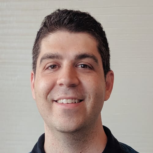 Headshot of Zach Holzman, LPC