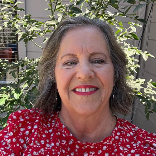 Headshot of Michelle Waters, LMFT