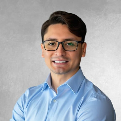 Headshot of Roger Jauregui, APRN_CNP