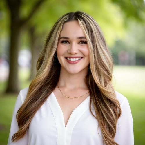 Headshot of Kassandra Woodson, LCSW