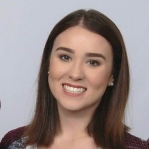 Headshot of Gia Santiago, LCSW