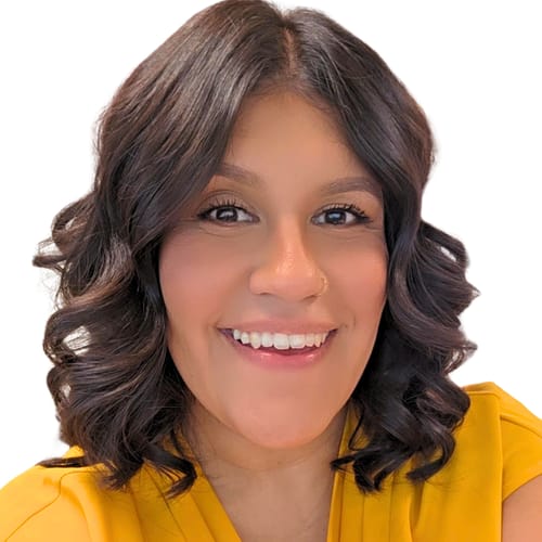 Headshot of Cassandra Medina, LMFT
