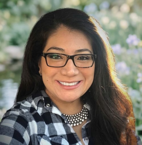 Headshot of Violet Rivas, LCSW