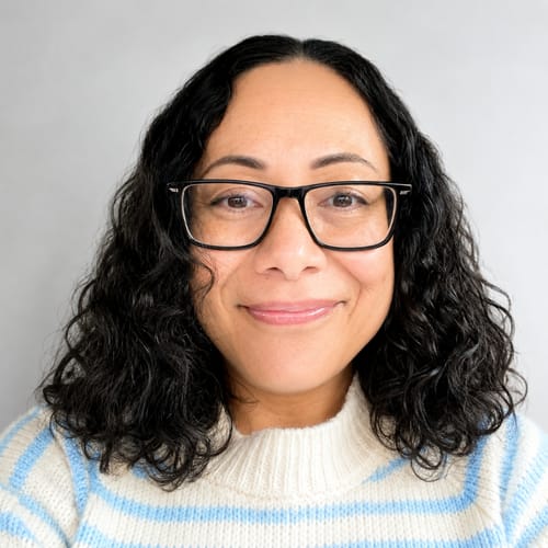 Headshot of Va Mounga, APRN