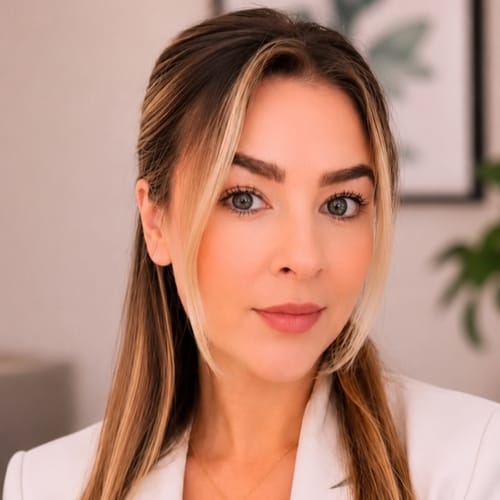 Headshot of Nicole Rodriguez, APRN