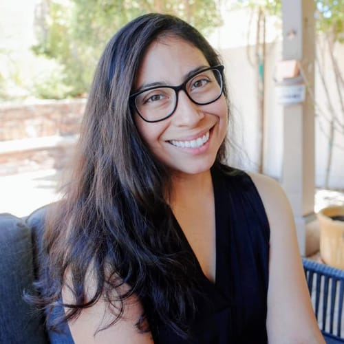 Headshot of Yoselin Castillo-Yip, LMFT