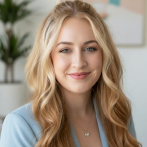Headshot of Mendy McLaughlin, LPC