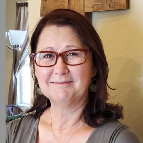 Headshot of Catary Palmieri, LMFT
