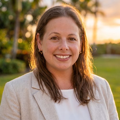 Headshot of Natalie Rothman, LMHC