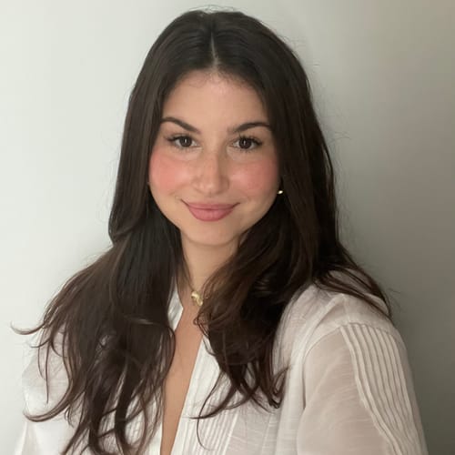 Headshot of Gabrielle Castaneda, LMHC