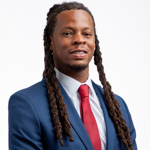 Headshot of Steven Gear, LCSW