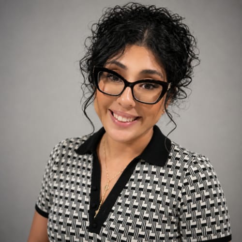 Headshot of Verenice Rivera, LMFT