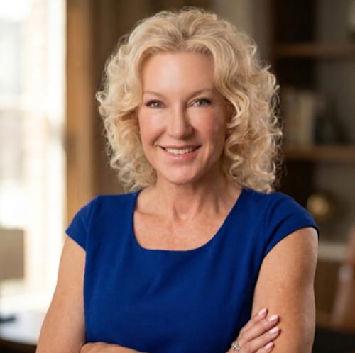 Headshot of Amy Logan, APRN_CNP
