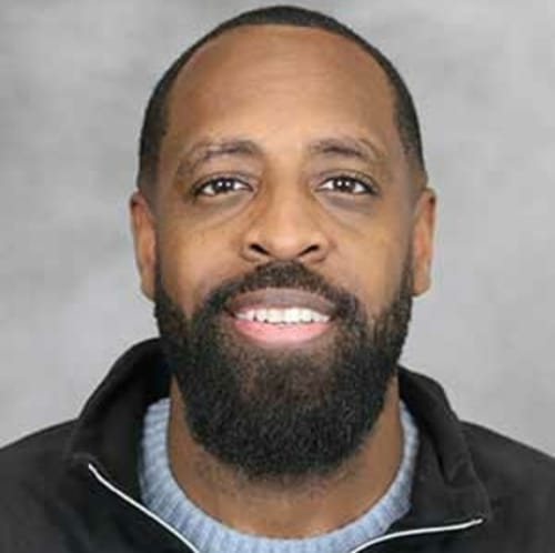 Headshot of Curtis Murray, LCSW