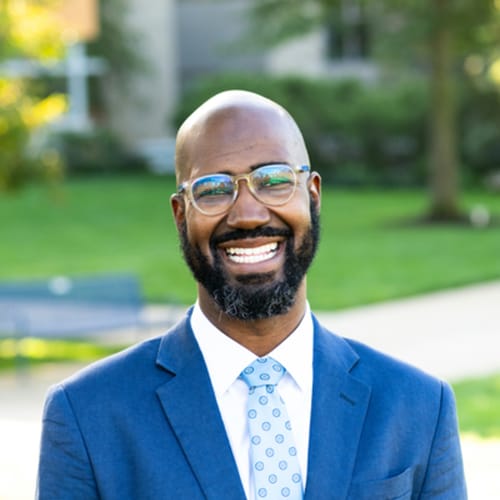 Headshot of Ayinde Tate, LPC