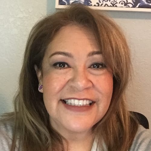 Headshot of Raquel Vasquez, LPC