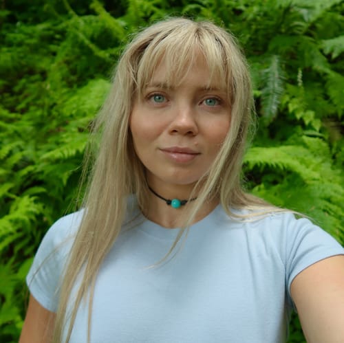 Headshot of Melanie Sellers, LMFT