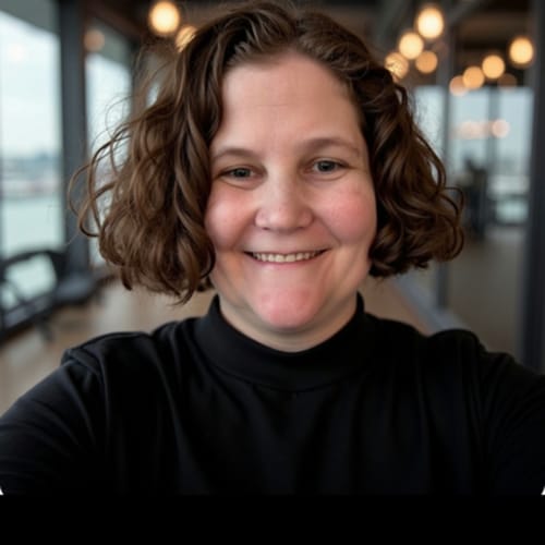 Headshot of Anna Cameron, LCSW