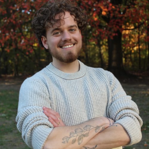 Headshot of Teo Rocchiccioli, LMHC