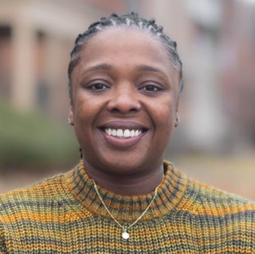 Headshot of Jalesia Syas, LCPC