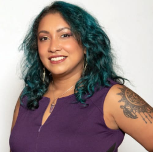 Headshot of Nazha Kuno, LMHC