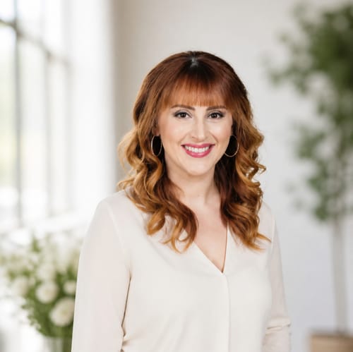 Headshot of Kaitlyn Heuer, LMSW
