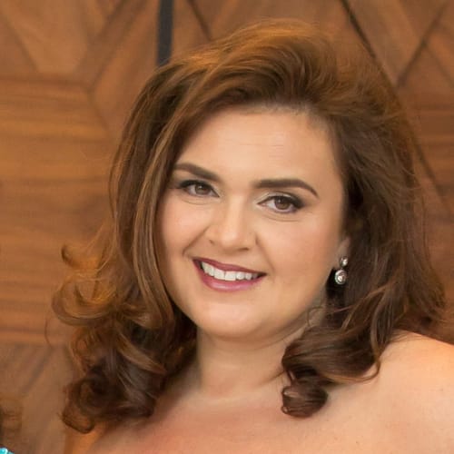 Headshot of Marian Kaplan, LCSW