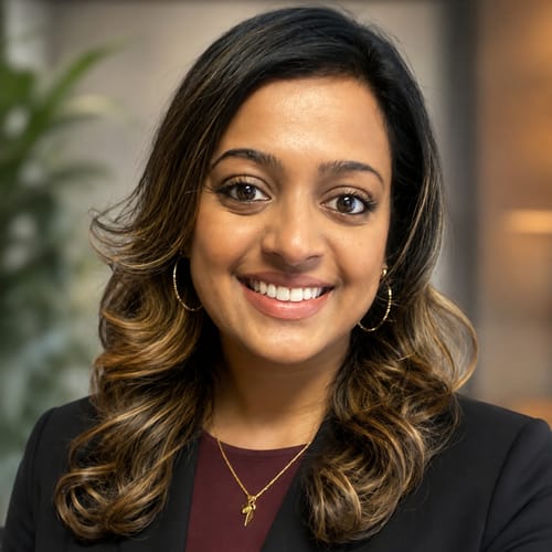 Headshot of Alfi Thomas, LCSW