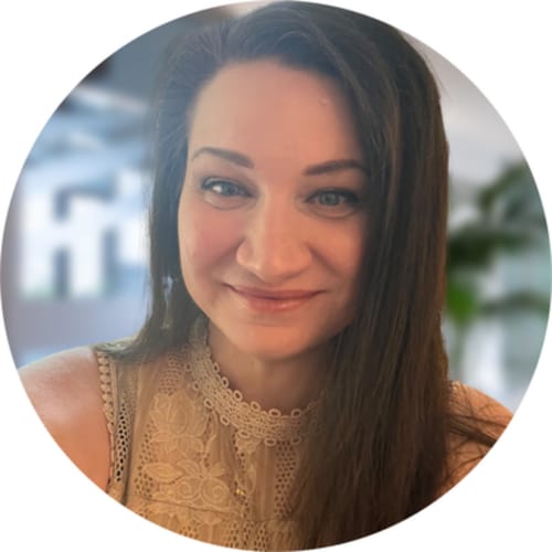Headshot of Amber Samadi, LPC