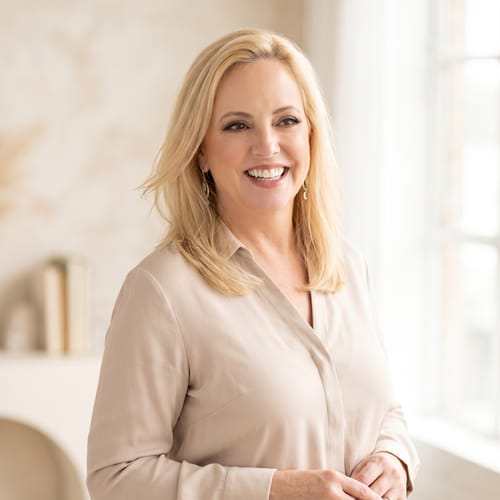 Headshot of Laura De La Nuez, LICENSED_PSYCHOLOGIST