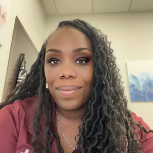 Headshot of Nytasha Thomas, LCSW