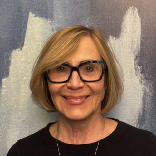 Headshot of Evelyn Llewellyn, LICENSED_PSYCHOLOGIST