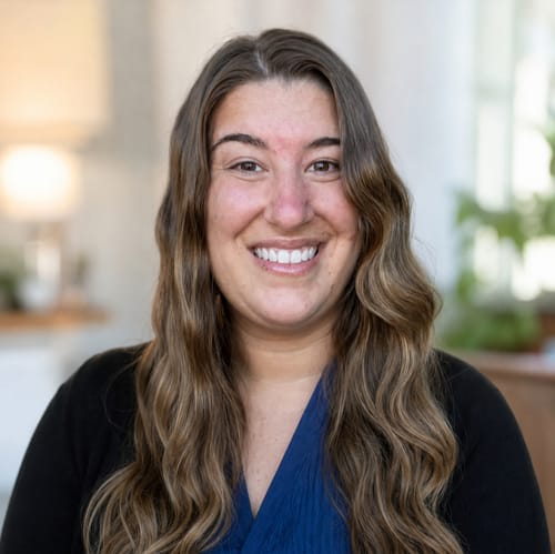 Headshot of Rachel McKeon, MFT