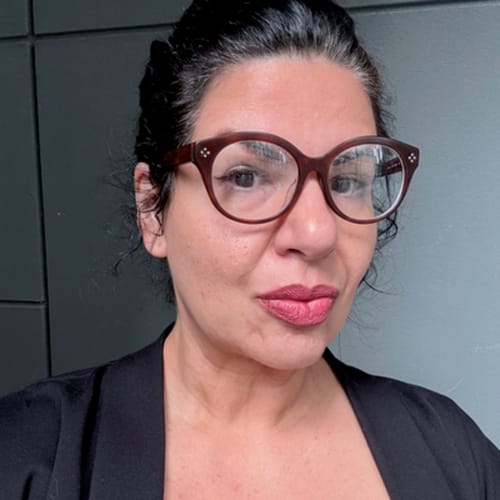 Headshot of Yenisbel Rodriguez, LCSW