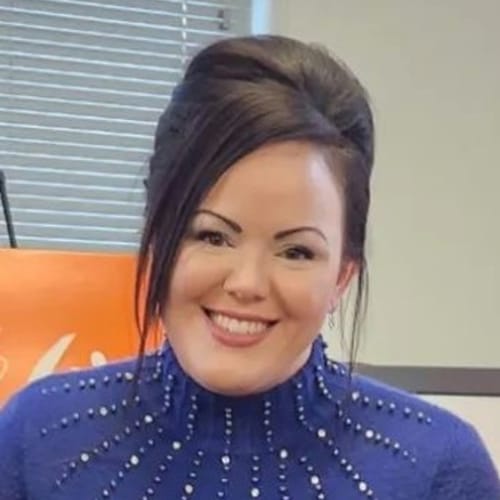 Headshot of Heather Hinnah, LCSW
