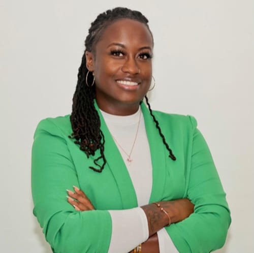 Headshot of LaTonia Simmons, LMHC