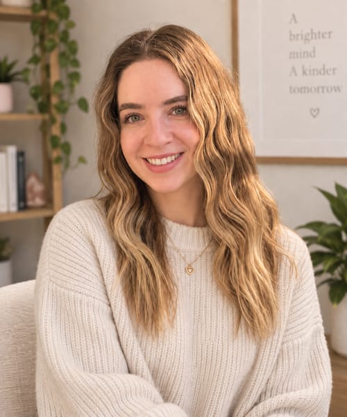Headshot of Olivia Rose, LCSW