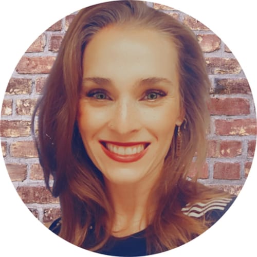 Headshot of Kelly Tavenner, LMFT