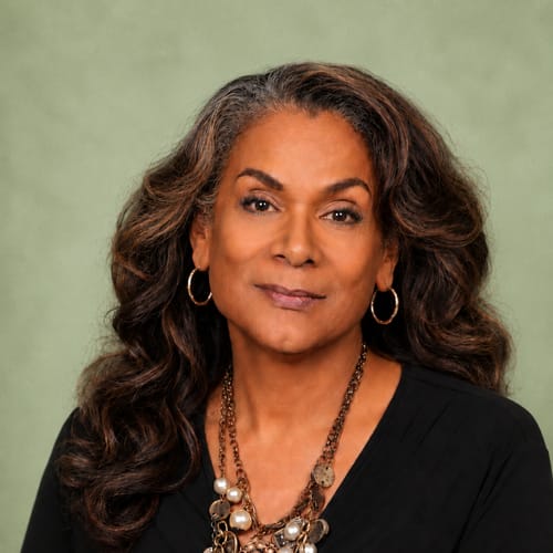 Headshot of Cruz Yahaira Barrientos, LCSW