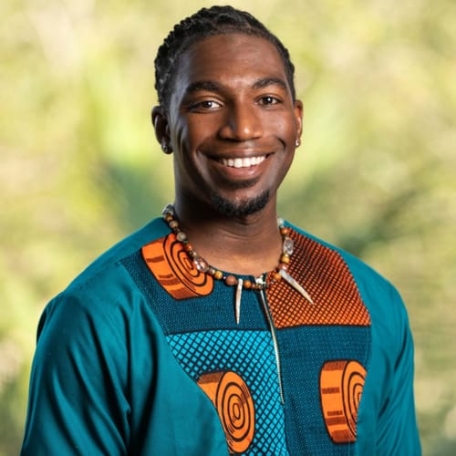 Headshot of Giancarlo Simpson, LMHC