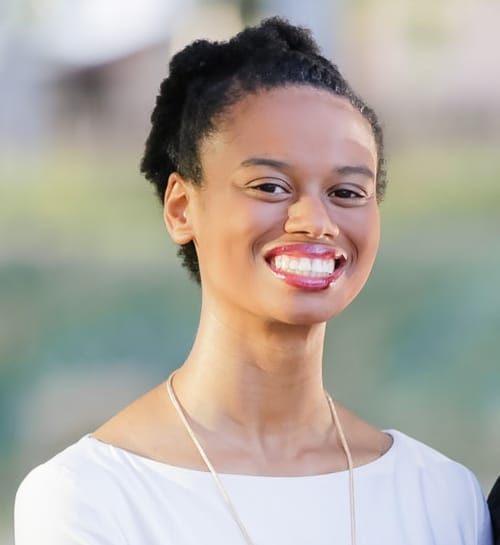 Headshot of Kailah DeJurnett, LCSW