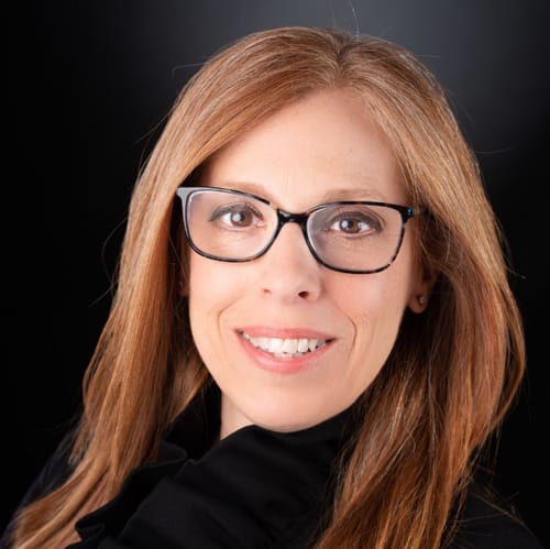Headshot of Gail Giunta, LPC