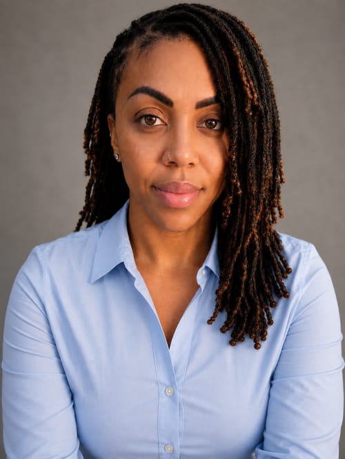 Headshot of Uneeka Weathersby, LCSW
