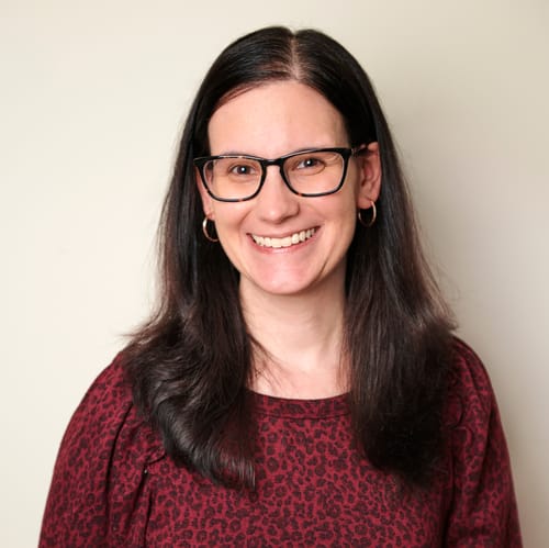 Headshot of Jennifer Grossman, LICSW