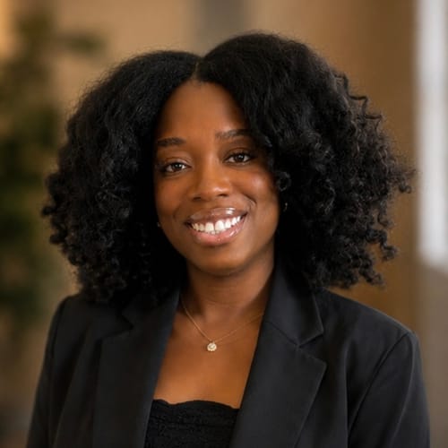 Headshot of Lakwan Alleyne-Hall, MFT