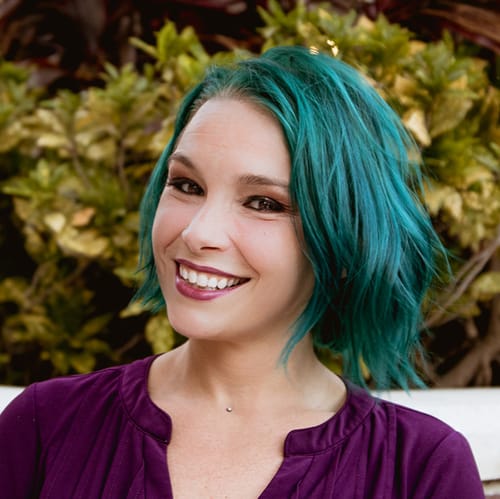 Headshot of Angel Mayes, LCSW