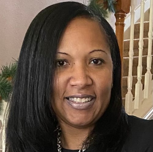 Headshot of Wyanicka Broussard, LPC