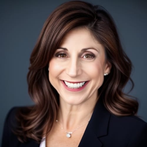 Headshot of Nicole Ovedia, LCSW