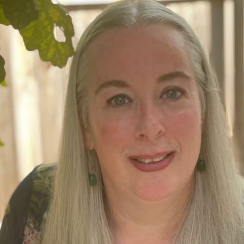 Headshot of Tiffaney Gibbons, LPC