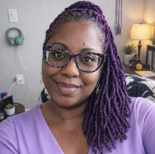 Headshot of Sherri Washington, LMHC